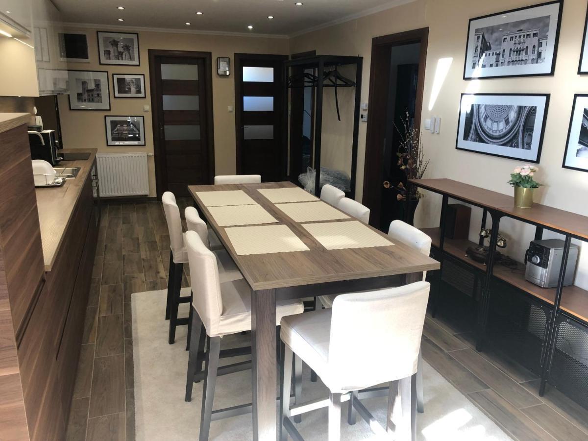 קסזטלי Galeria Apartmanhaz מראה חיצוני תמונה