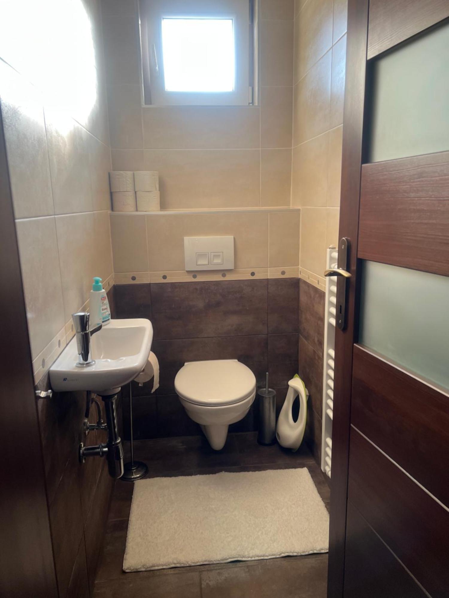 קסזטלי Galeria Apartmanhaz מראה חיצוני תמונה