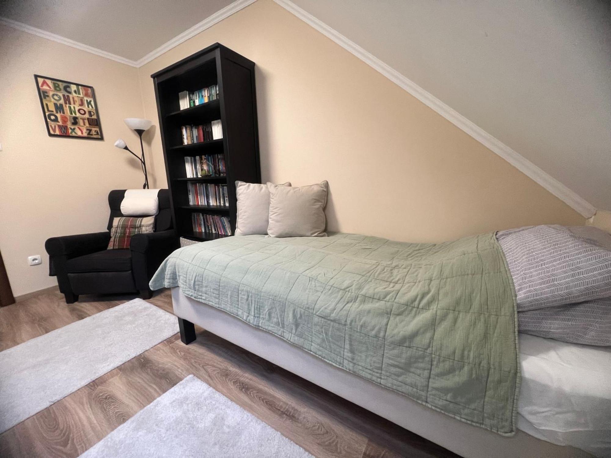 קסזטלי Galeria Apartmanhaz מראה חיצוני תמונה